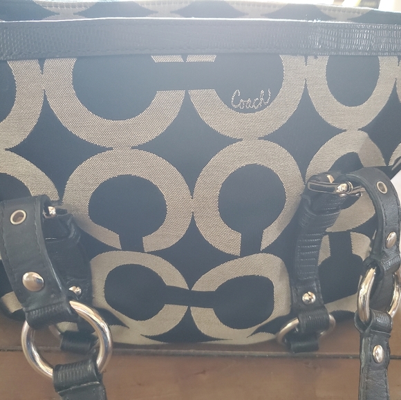 Authentic Coach Satchel - Picture 2 of 7